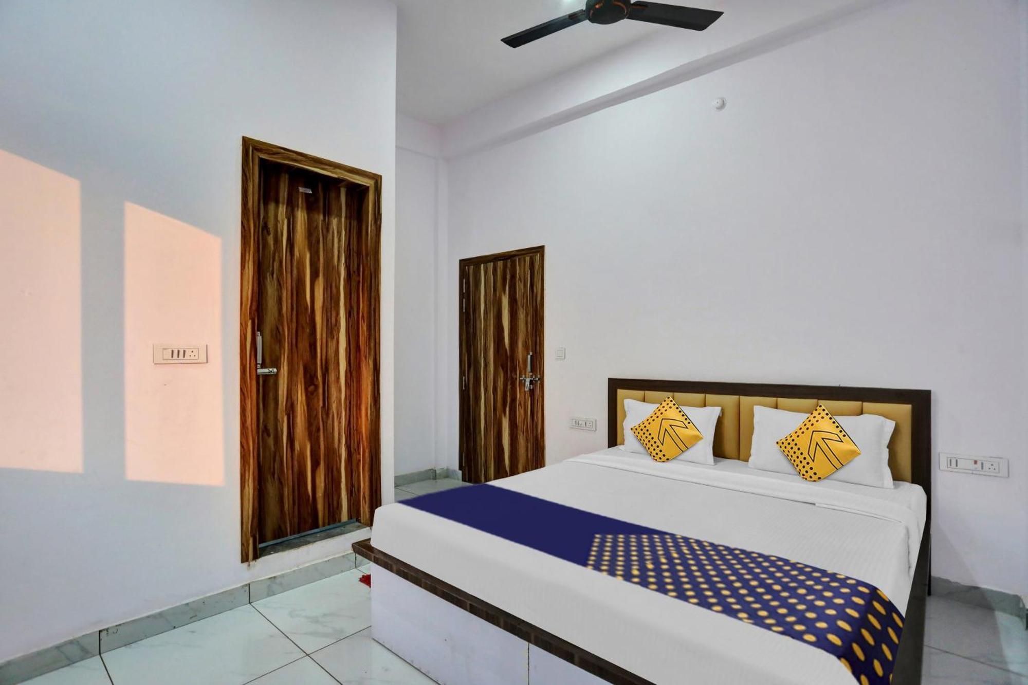Hotel O Sardarji Hotel And Restaurant Bāzpur Buitenkant foto