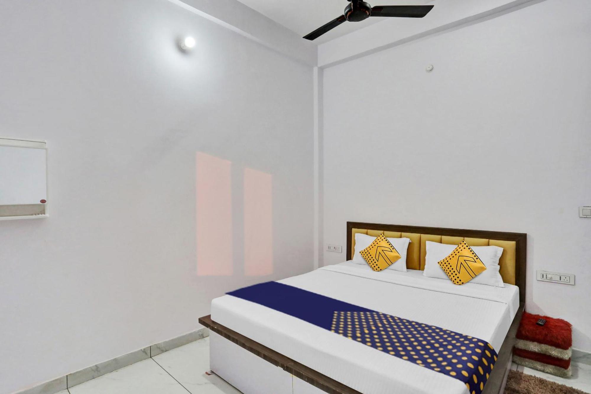 Hotel O Sardarji Hotel And Restaurant Bāzpur Buitenkant foto