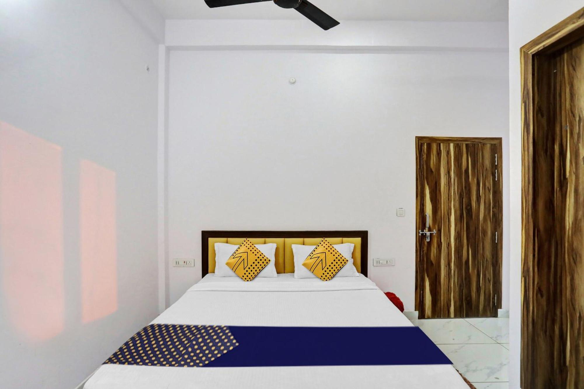Hotel O Sardarji Hotel And Restaurant Bāzpur Buitenkant foto